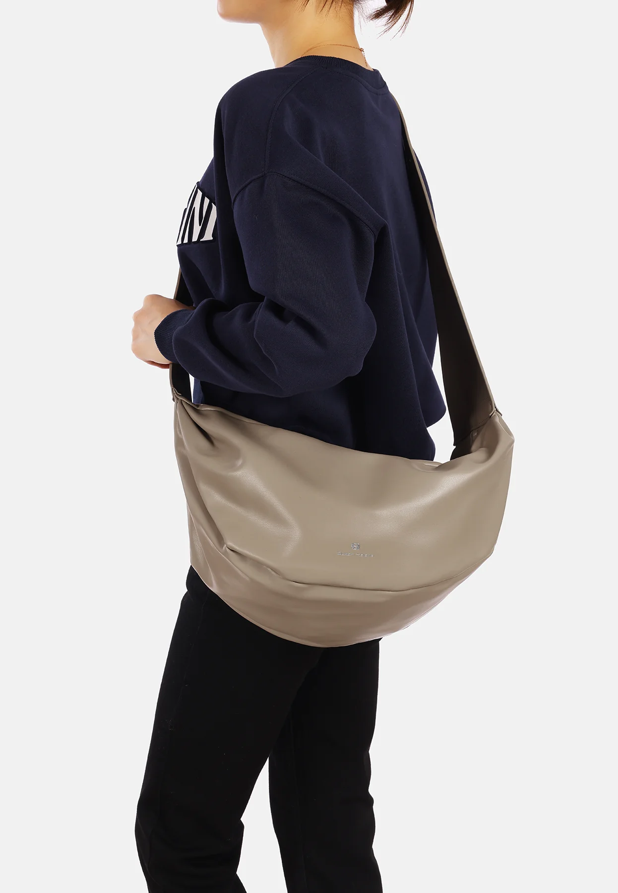 Borsa morbida a spalla capiente con tracolla M1073 - Image 7