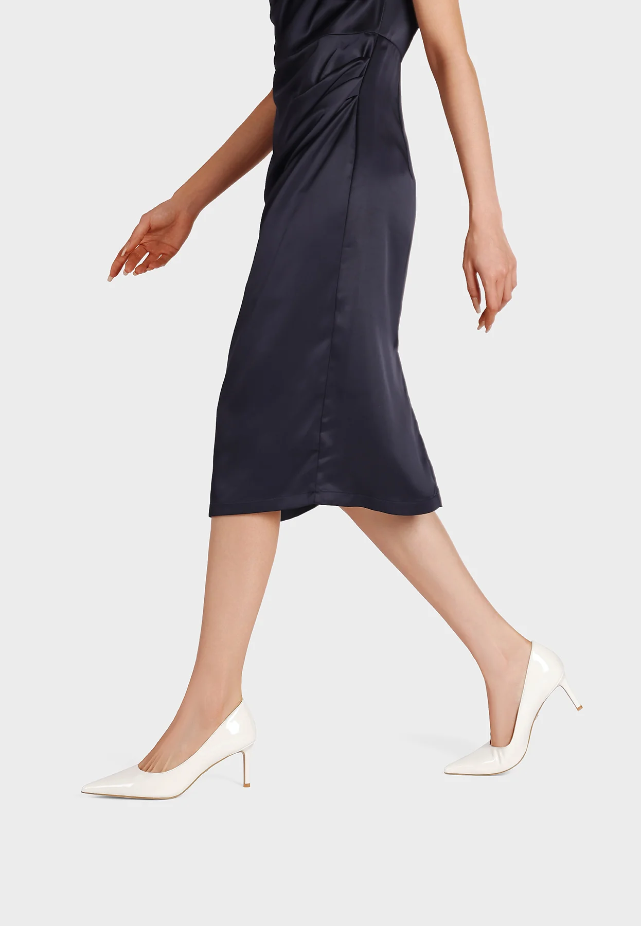 Décolleté donna eleganti a punta con tacco K4506 - Image 8