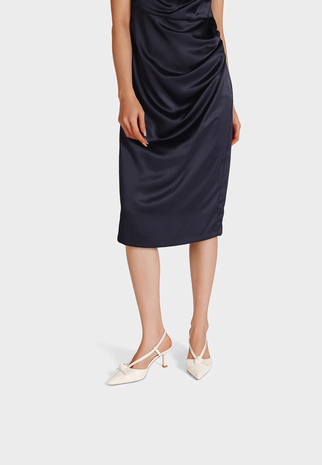 Decolletè Slingback a punta con fiocco e tacco medio K4546 - Image 9