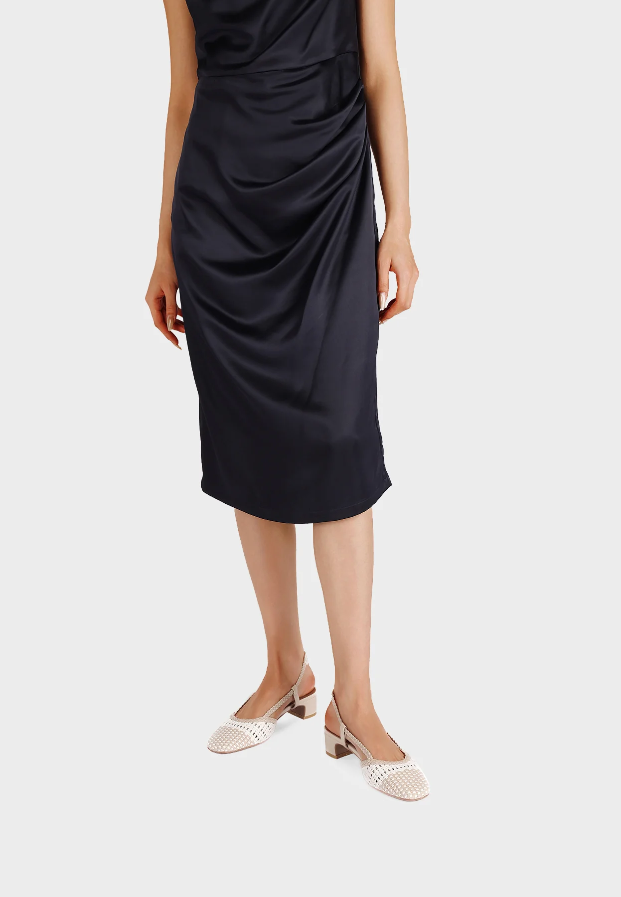 Décolleté slingback con trama intrecciata e tacco basso ZM11005