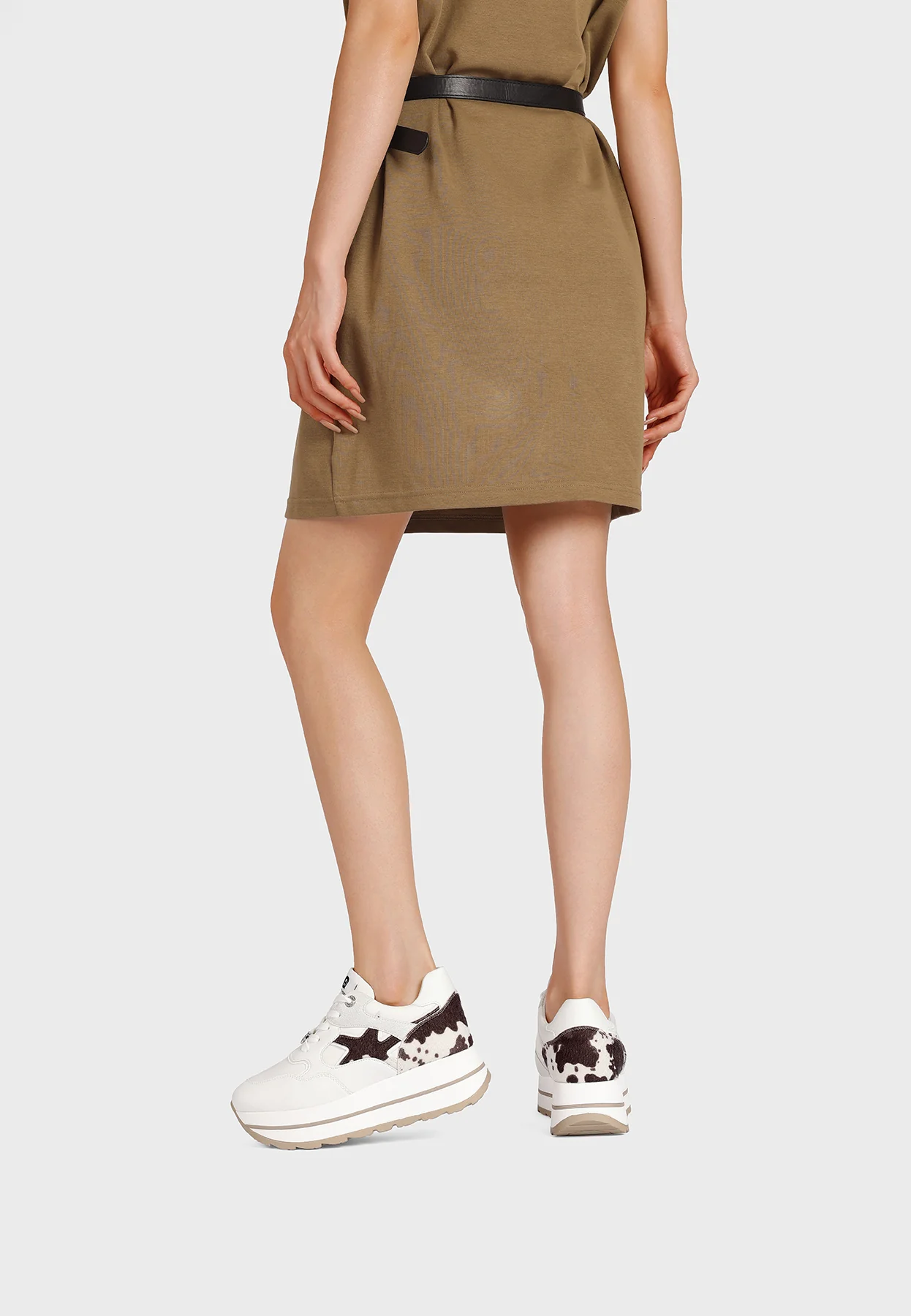 Sneakers donna con zeppa e dettagli grafici X34-25 - Image 8