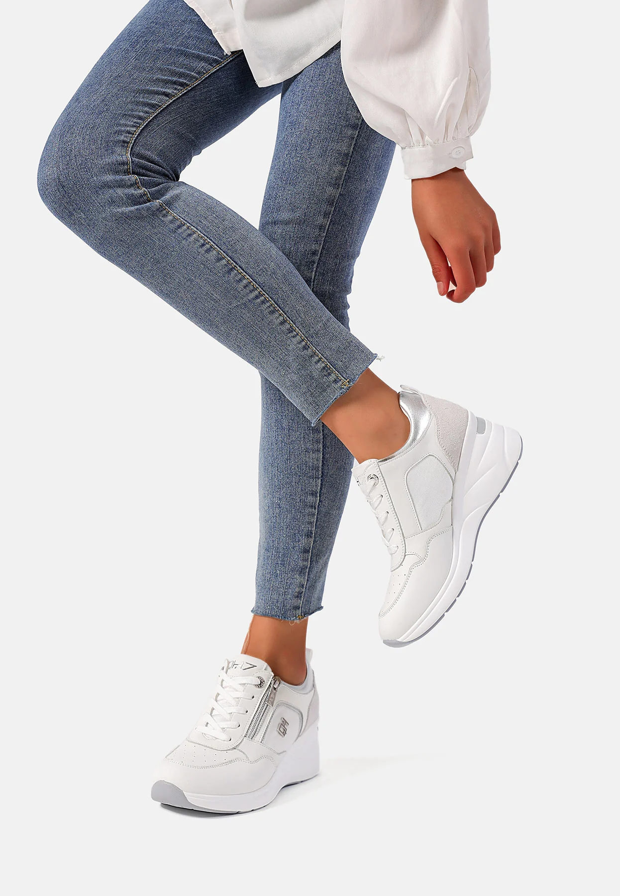 Sneakers QH7013 - Image 8