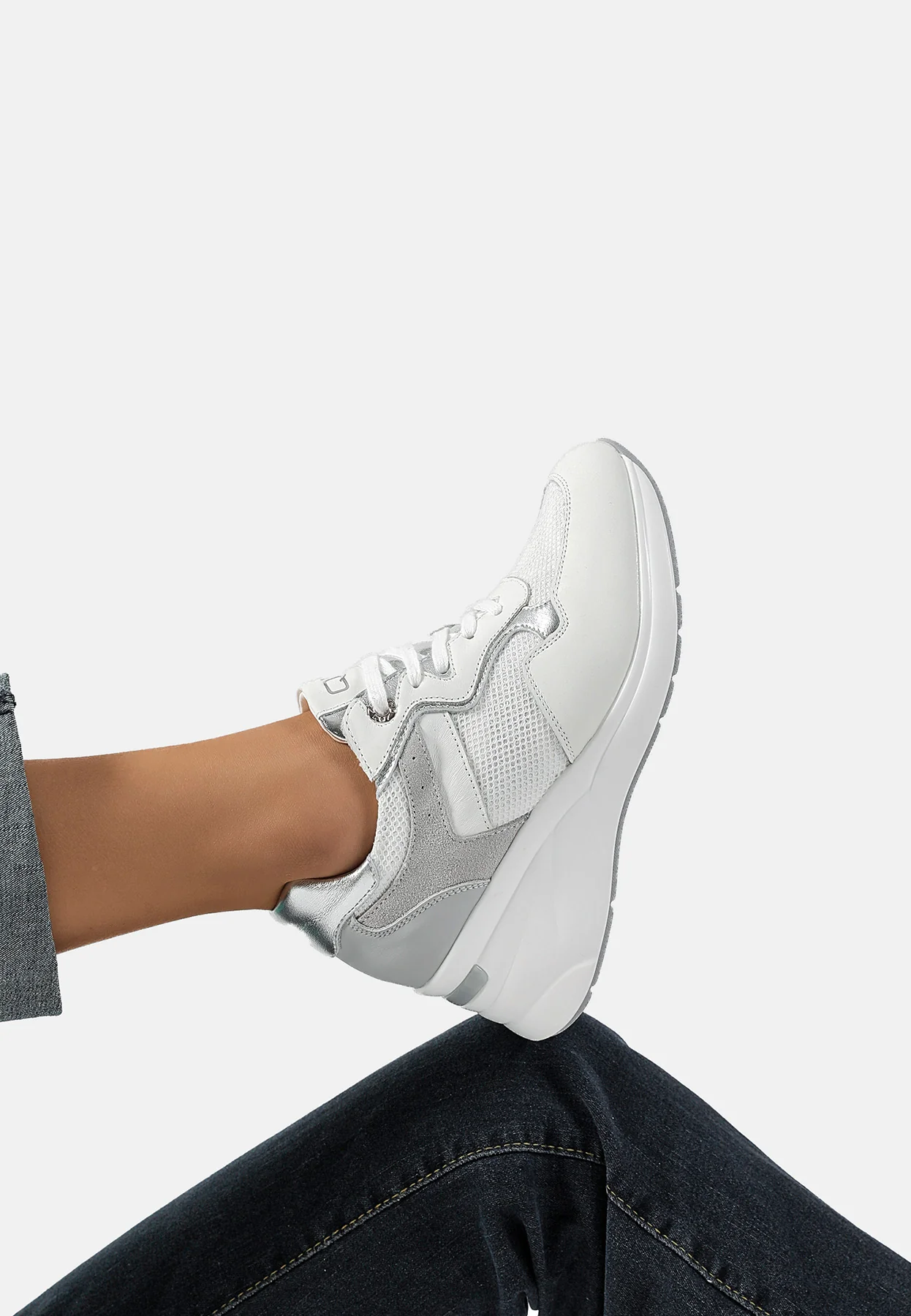 Sneakers QH7014 - Image 16