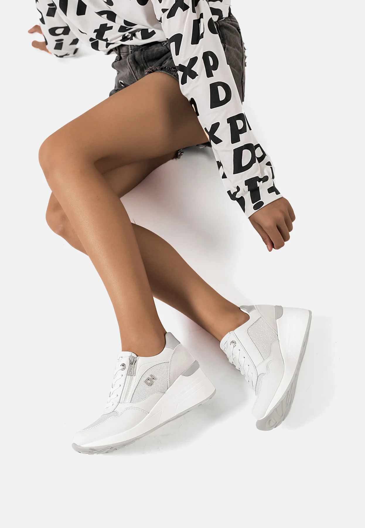 Sneakers QH7016 Vera Pelle - Image 16