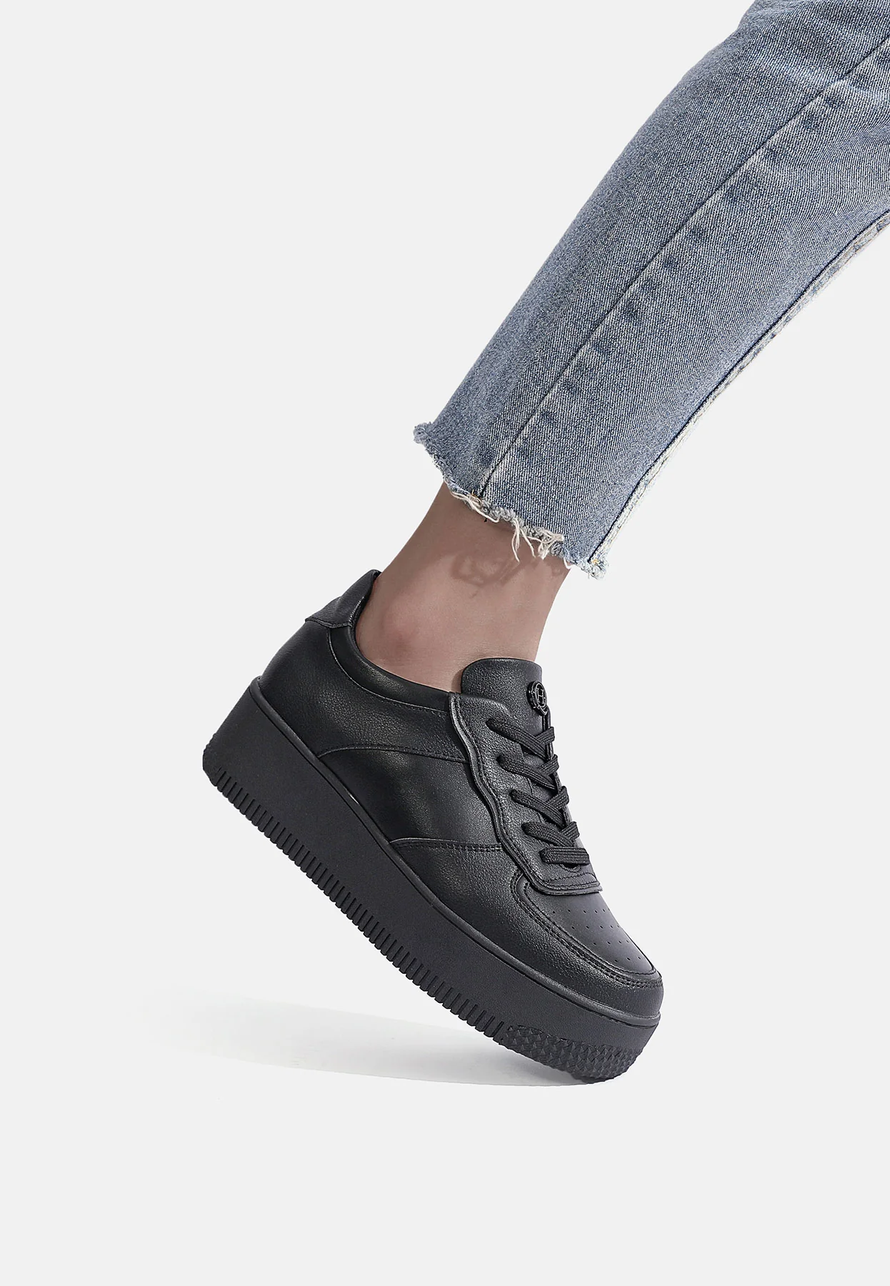 Sneakers stringate con dettagli colorati X29-18 - Image 17