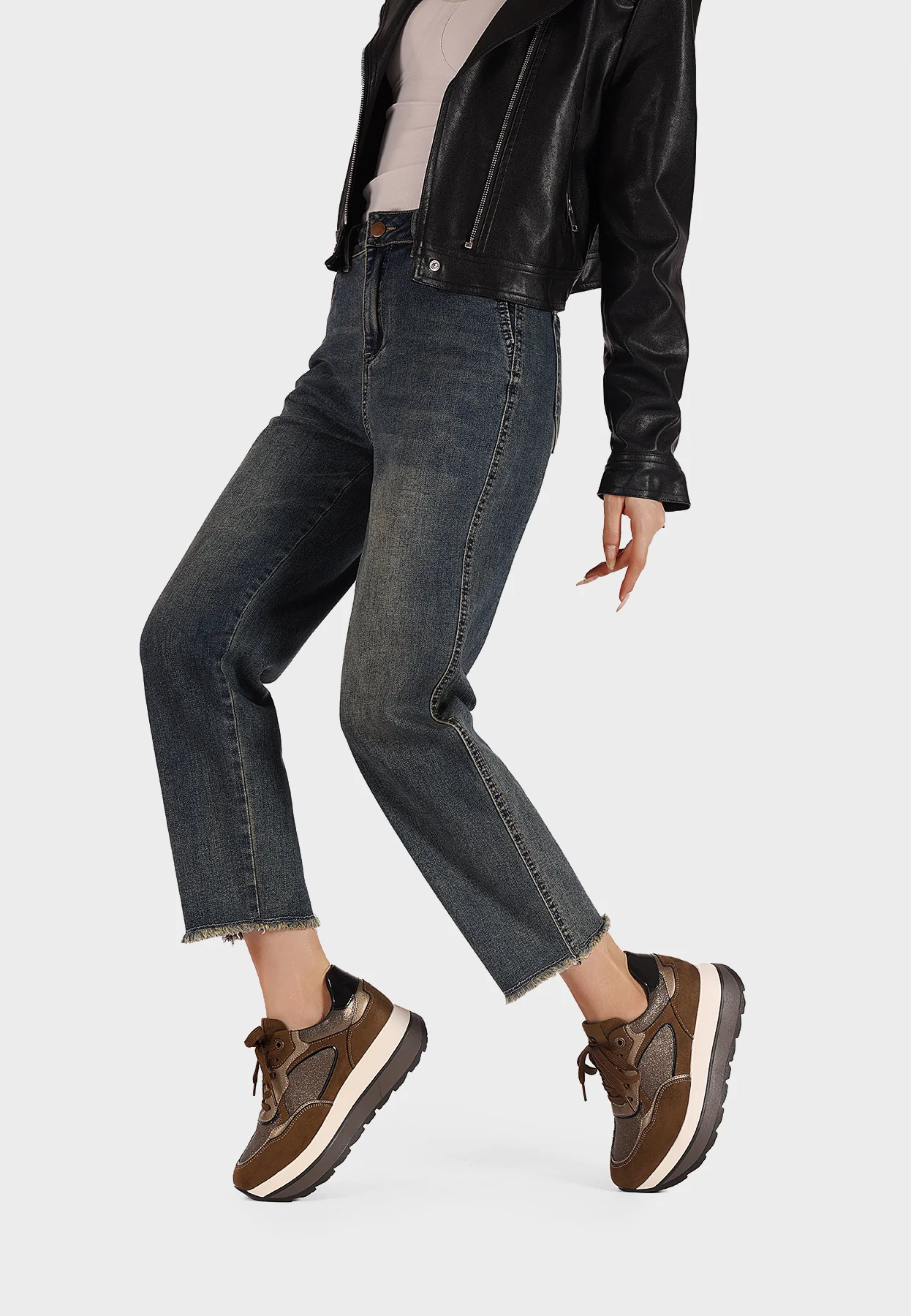 Sneakers da donna nere platform con dettagli metallici X33-17 - Image 14