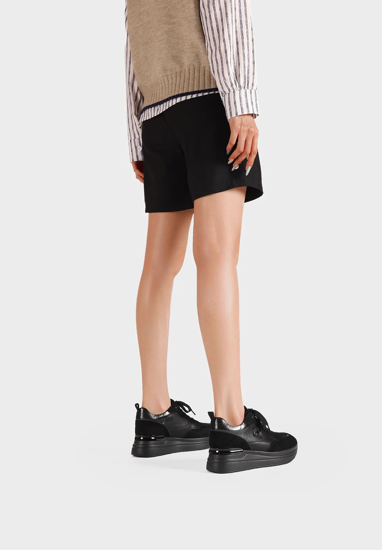 Sneakers elegante con zeppa X33-20 - Image 7