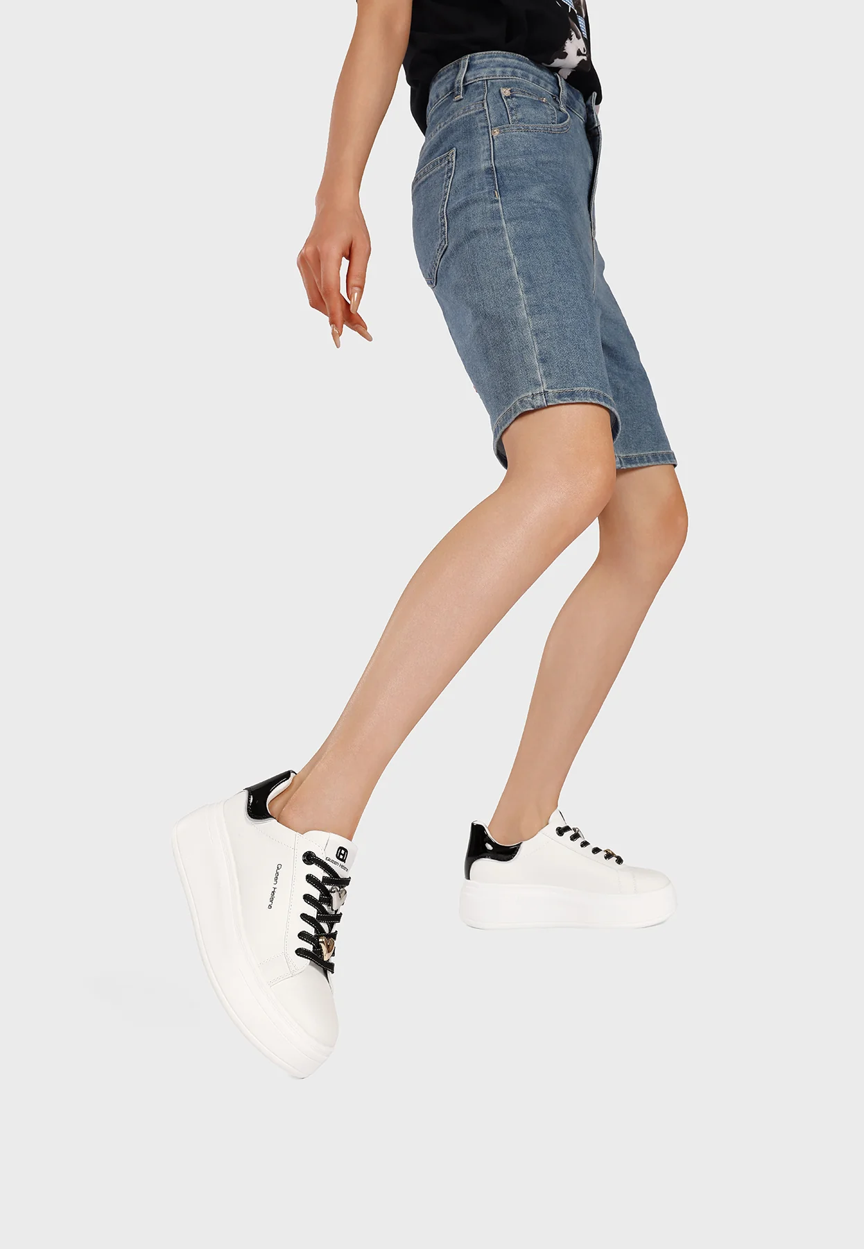 Sneakers platform con dettagli in vernice e lacci X34-14 - Image 8
