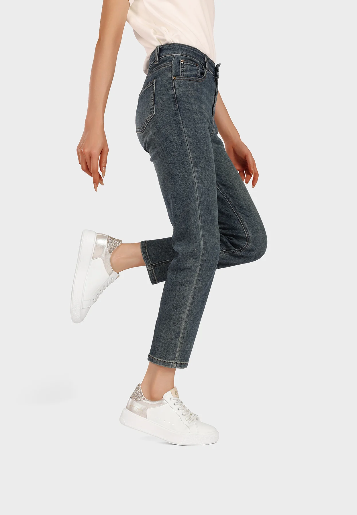 Sneakers donna dal design minimal e pulito X34-2 - Image 16