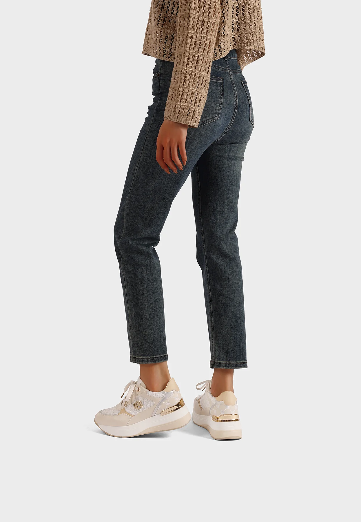 Sneakers donna con zeppa e dettagli moderni X34-23 - Image 16