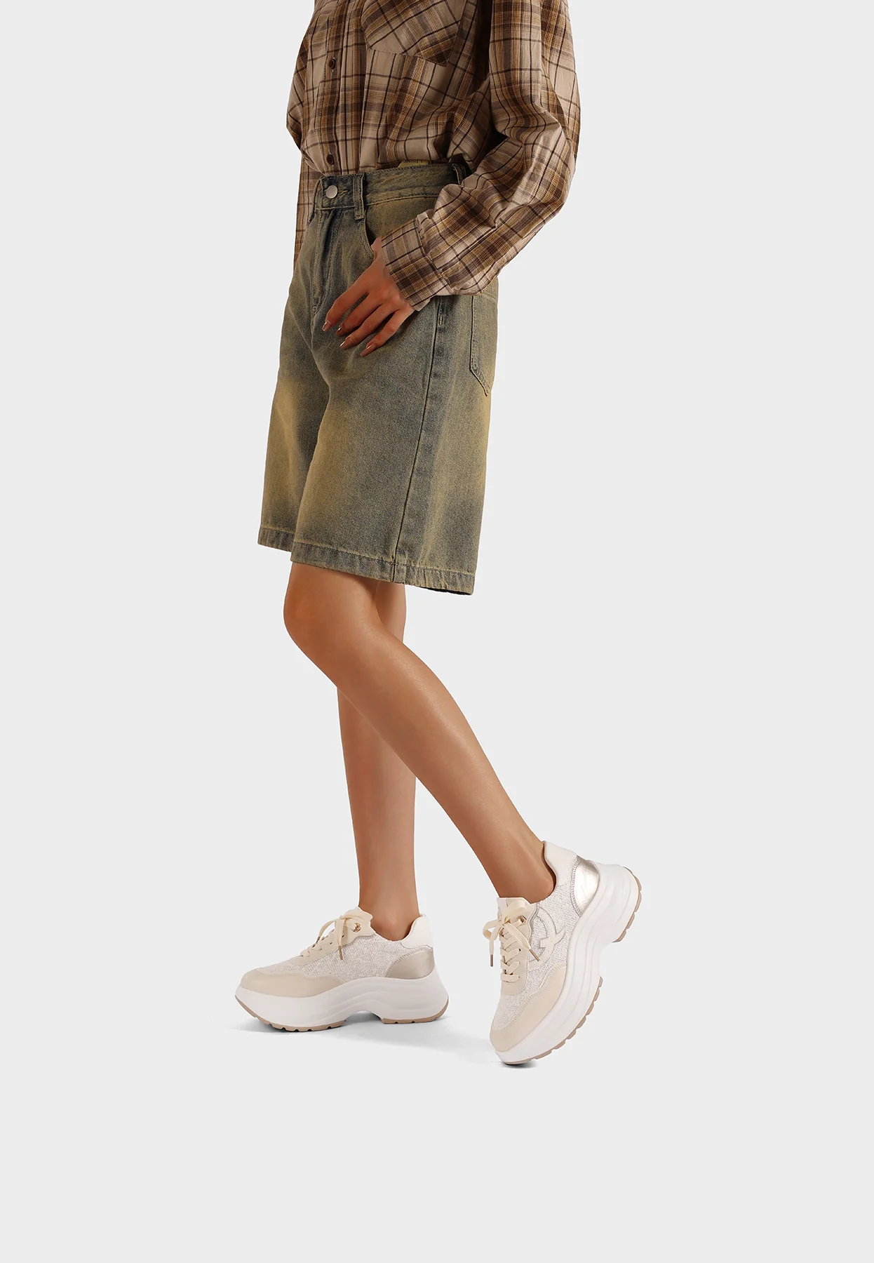 Sneakers donna con maxi suola e design trendy X34-30 - Image 9
