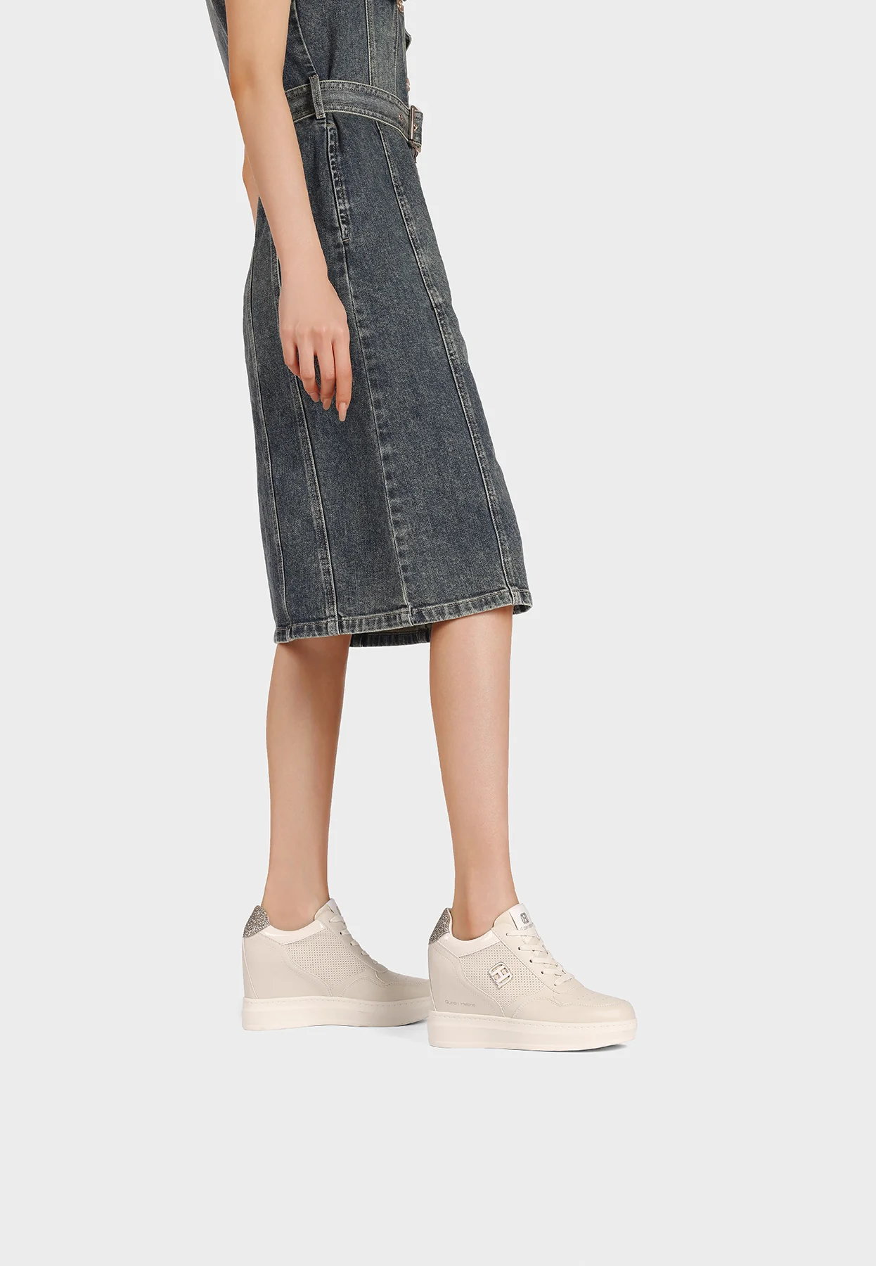 Sneakers donna con zeppa interna e dettagli raffinati X34-42 - Image 24