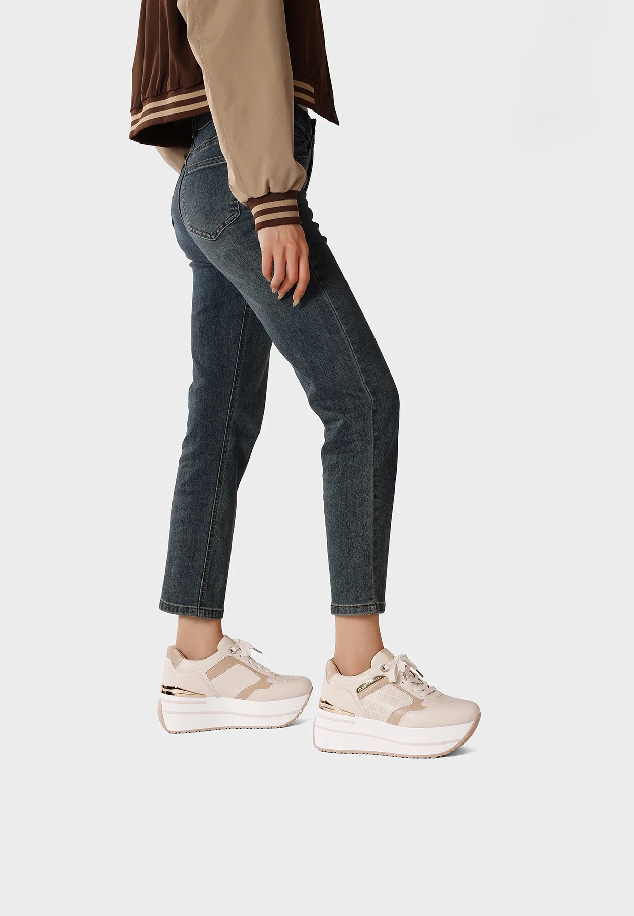 Sneakers donna platform con logo pattern X34-47 - Image 8