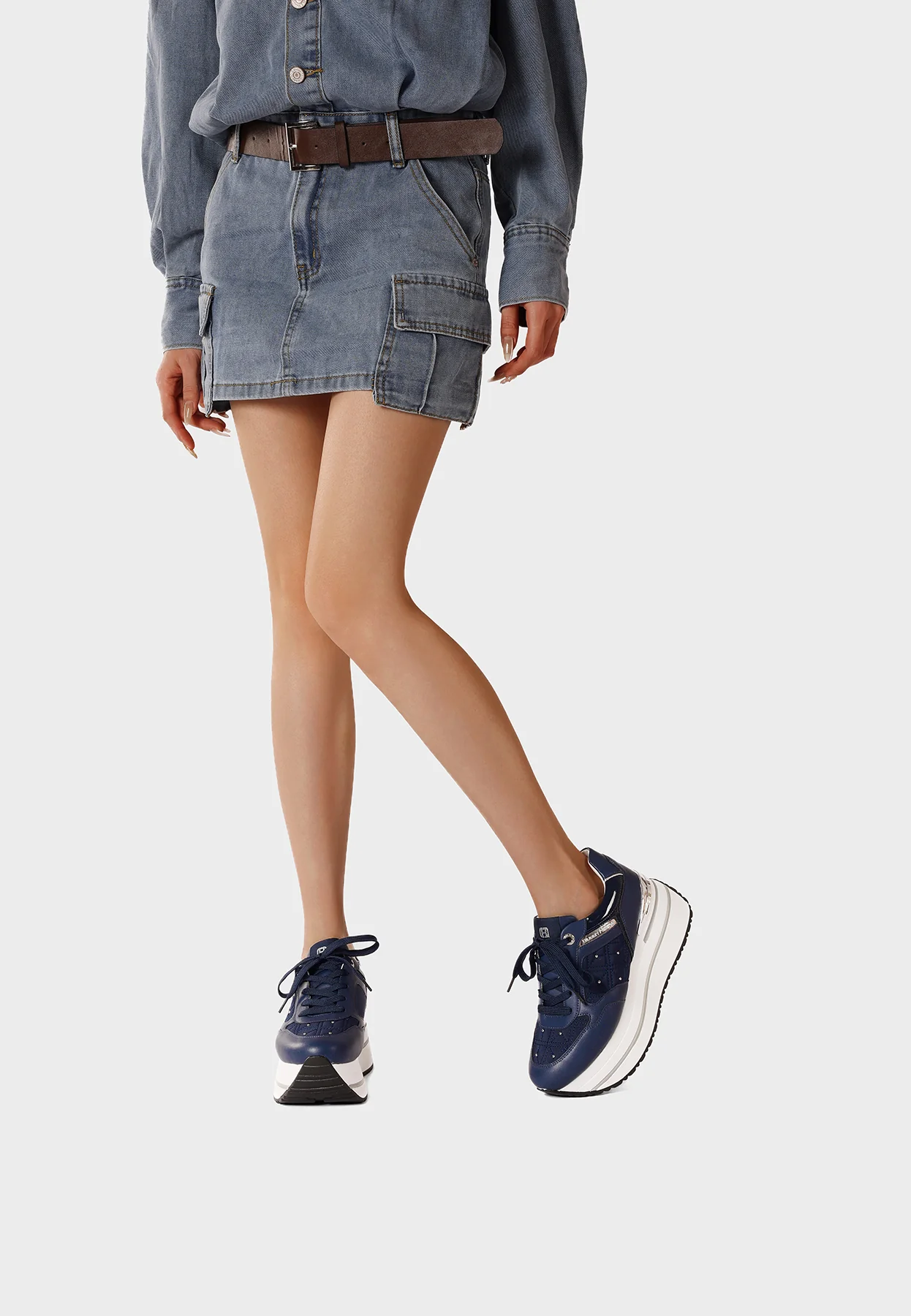 Sneakers platform trapuntate con dettagli metallici X34-49 - Image 9