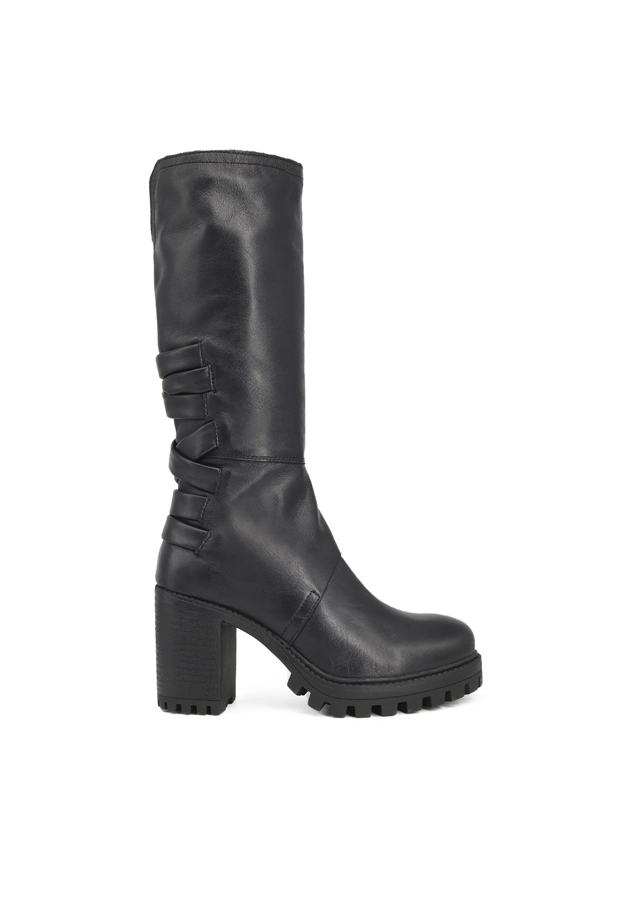 Stivale alto nero in vera pelle con tacco largo QH22 L-317