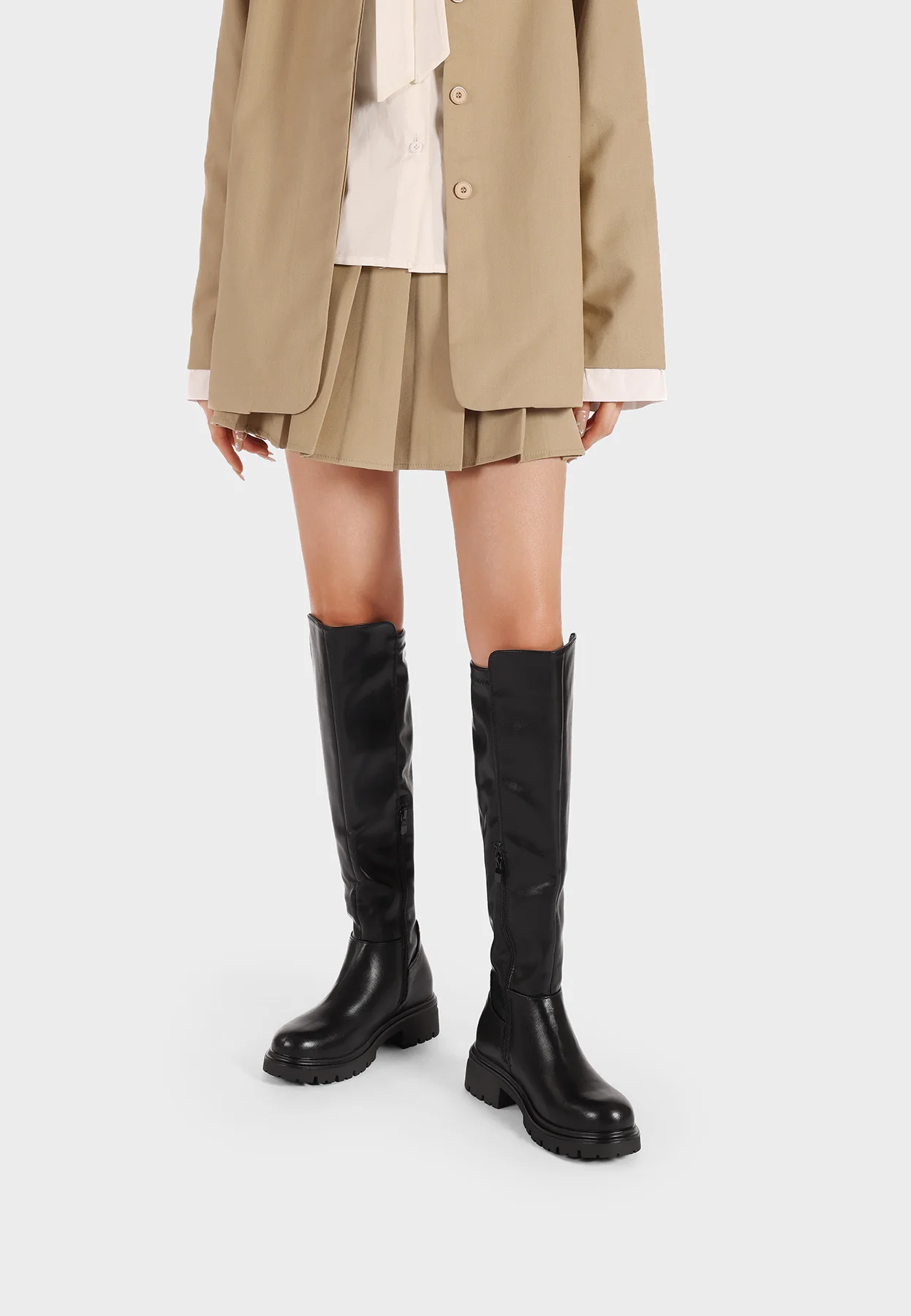 Stivali donna alti suola carrarmato linea minimal X33-69