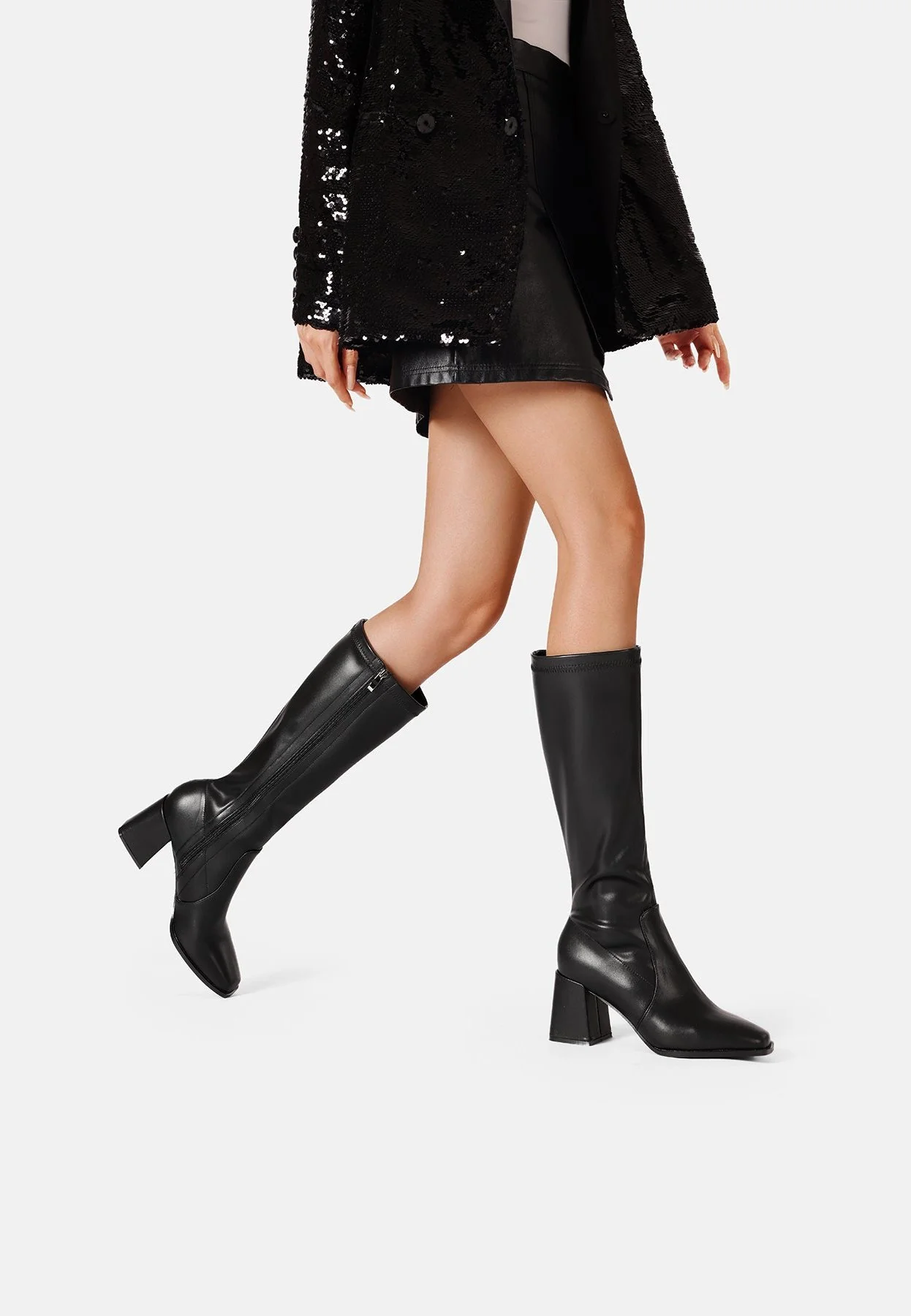 Stivali donna alti tacco squadrato ZM9846